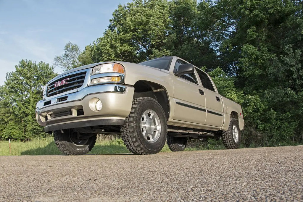 1.5-2 Inch Leveling Kit | Chevy/GMC 1500 (99-06 & Classic) Rough Country