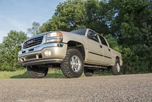 Load image into Gallery viewer, 1.5-2 Inch Leveling Kit | Chevy/GMC 1500 (99-06 &amp; Classic) Rough Country