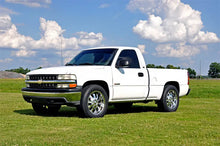 Load image into Gallery viewer, 1.5 Inch Leveling Kit | Chevy/GMC 1500 (99-06 &amp; Classic) Rough Country