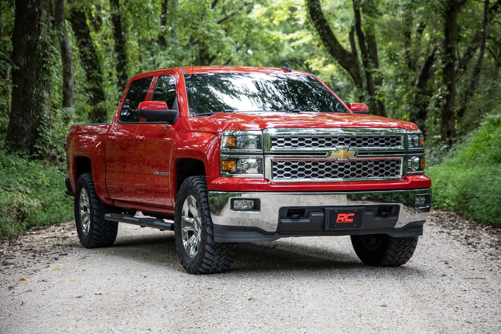 2 Inch Leveling Kit | Loaded Strut | Chevy/GMC 1500 (14-18) Rough Country
