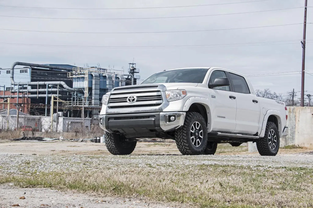 2.5-3 Inch Leveling Kit | Toyota Tundra 2WD/4WD (2007-2021) Rough Country