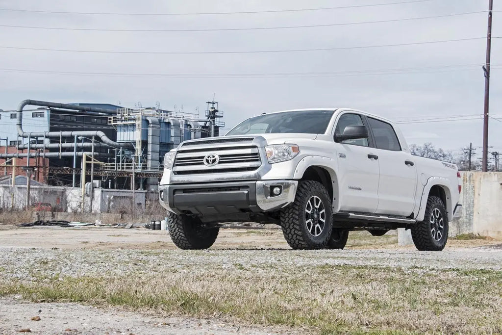 2.5-3 Inch Leveling Kit | Toyota Tundra 4WD (2007-2021) Rough Country