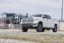 Load image into Gallery viewer, 2.5-3 Inch Leveling Kit | Toyota Tundra 4WD (2007-2021) Rough Country