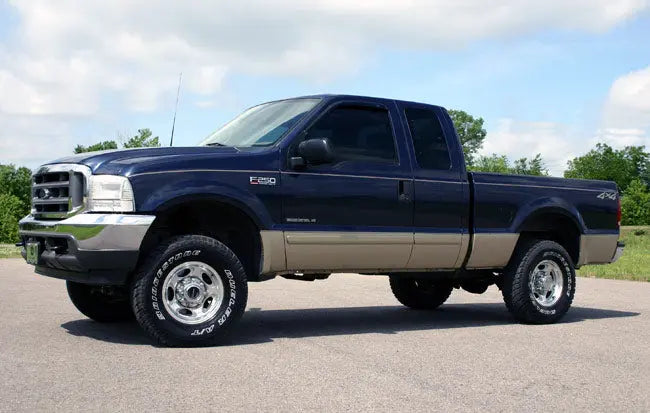 2.5 Inch Leveling Kit | Leaf Spring | Ford F-250/F-350 Super Duty (99-04) Rough Country