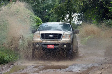 Load image into Gallery viewer, 2.5 Inch Lift Kit | N3 Struts/N3 | Ford F-150 4WD (2004-2008) Rough Country