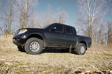 Load image into Gallery viewer, 2.5 Inch Lift Kit | Nissan Frontier (05-23)/Xterra (05-15) 2WD/4WD Rough Country