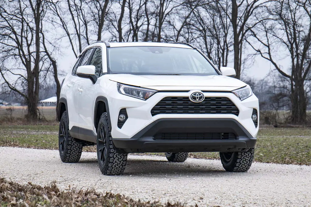 2.5 Inch Lift Kit | Toyota RAV4 2WD/4WD (2019-2021) Rough Country