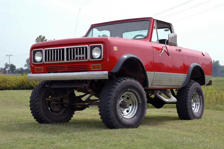 4 Inch Lift Kit | International Scout II 4WD (1971-1973) Rough Country