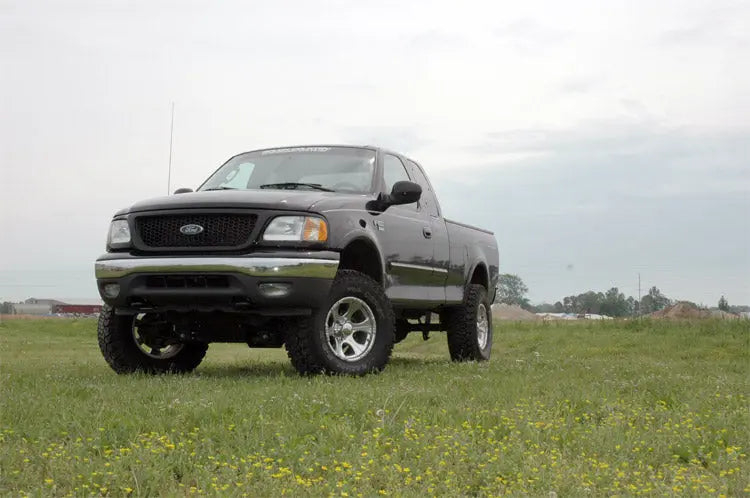 5 Inch Lift Kit | Ford F-150 4WD (1997-2003) Rough Country