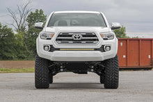 Load image into Gallery viewer, 6 Inch Lift Kit | Toyota Tacoma 2WD/4WD (2005-2015) Rough Country