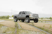 Load image into Gallery viewer, 7.5 Inch Lift Kit | Chevy/GMC 1500 4WD (07-13) Rough Country