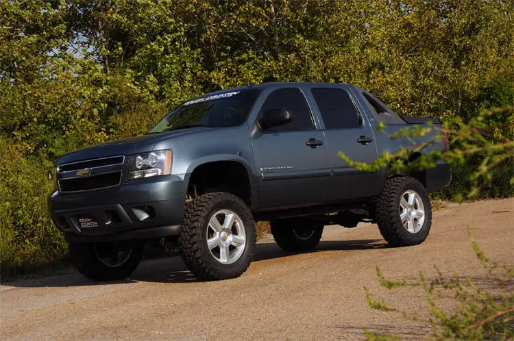 7.5 Inch Lift Kit | N3 Struts | Chevy Avalanche 1500 2WD/4WD (07-13) Rough Country