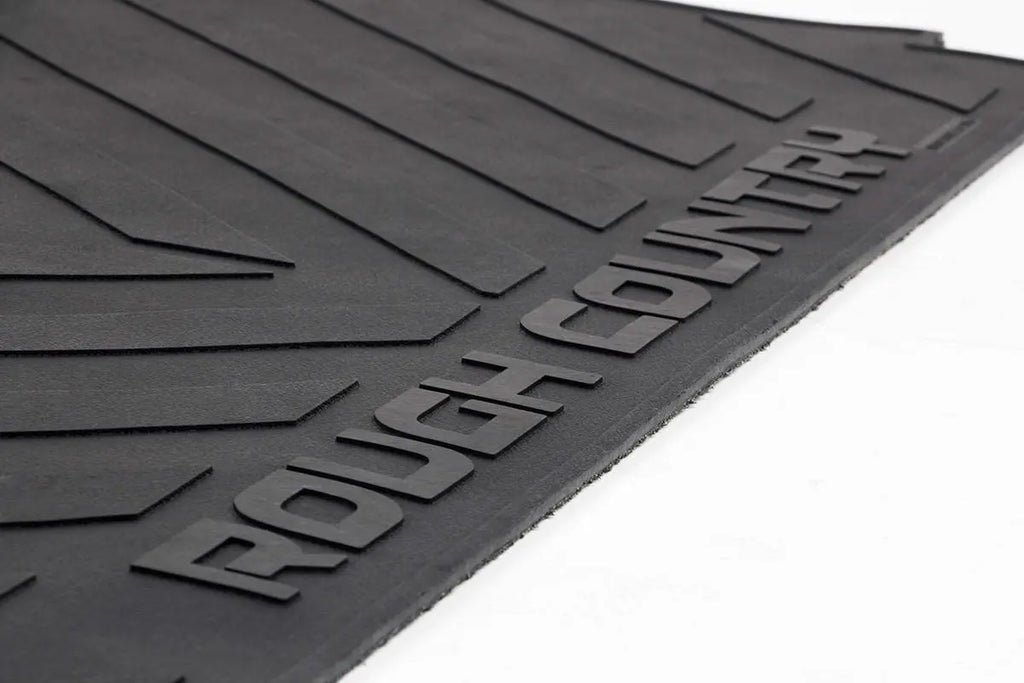 Bed Mat | 5'9" Bed | RC Logo | Chevy/GMC 1500/2500HD/3500HD (07-19) Rough Country