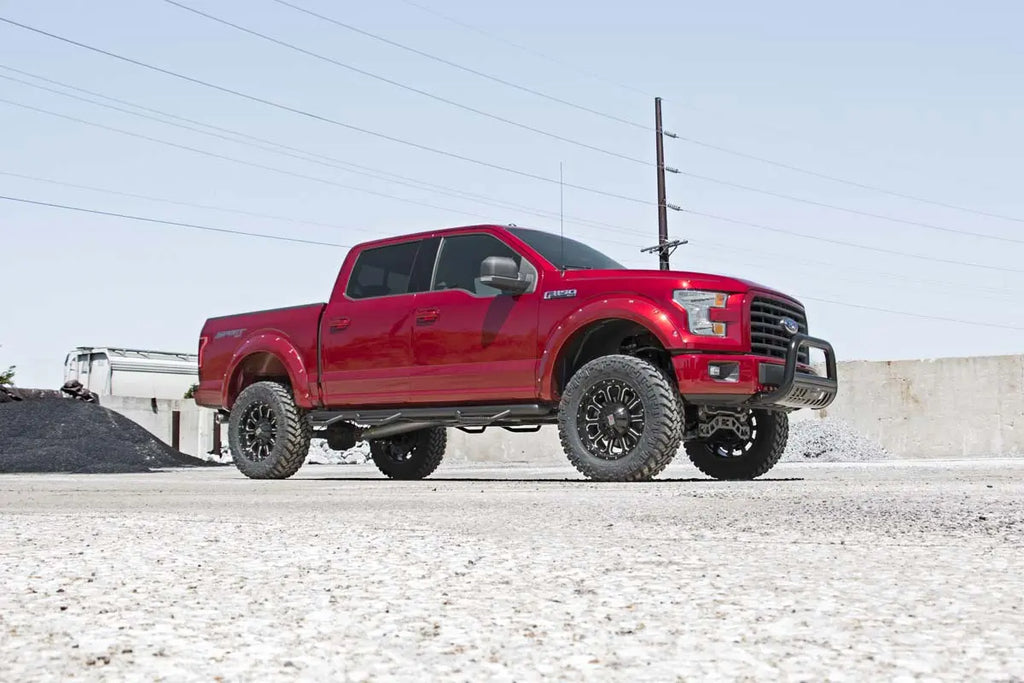 Black Bull Bar | Ford Expedition (03-23)/F-150 (04-23) 2WD/4WD Rough Country