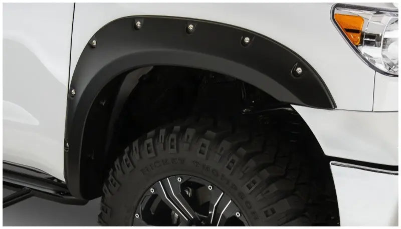 Bushwacker 07-13 Toyota Tundra Fleetside Pocket Style Flares 4pc 97.6/78.7/66.7in Bed - Black Bushwacker