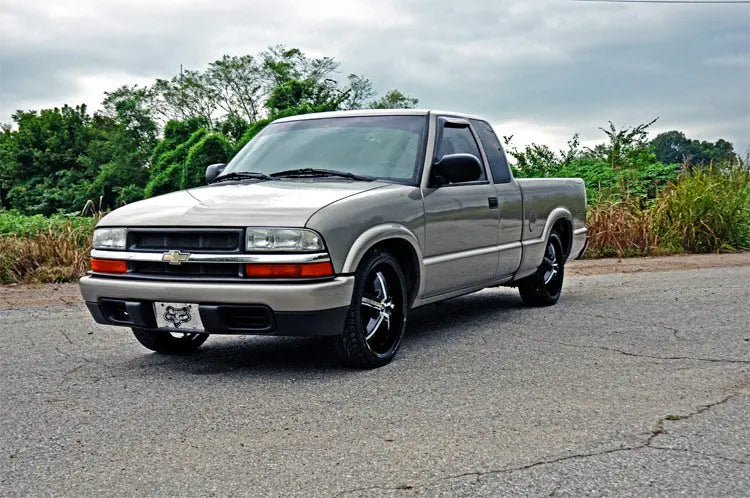Lowering Kit | 2 Inch FR | 3 Inch RR | Chevy/GMC S10 Truck (82-03)/Sonoma (91-03) Rough Country