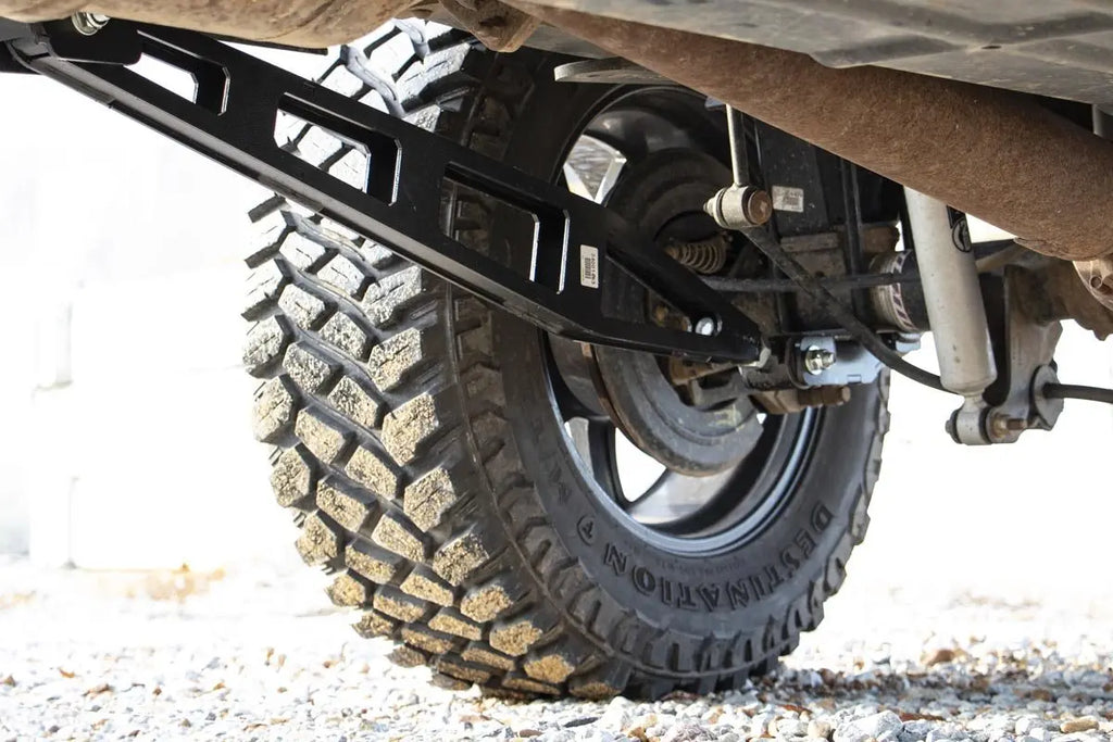 Tracktion Bar Kit | 0-3 Inch Lift | Ford F-250 Super Duty (08-16) Rough Country