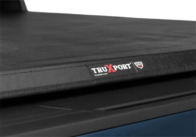 Truxedo 2020 GMC Sierra & Chevrolet Silverado 2500HD & 3500HD 6ft 9in TruXport Bed Cover Truxedo