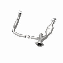 Load image into Gallery viewer, MagnaFlow Conv DF 07-08 Escalade 6.2 Driver Side OEM Magnaflow