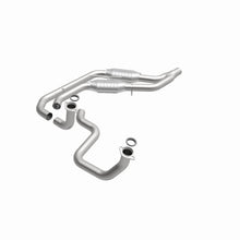 Load image into Gallery viewer, MagnaFlow Conv DF GM 89 92 (2.5in Tubing) Magnaflow