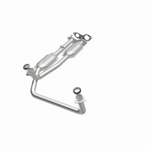 Load image into Gallery viewer, MagnaFlow Conv DF GM Truck/Suv Dual Outlet 96 Magnaflow