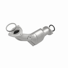 Load image into Gallery viewer, MagnaFlow Conv DF 01- 02 Tacoma 3.4L EC/SB 4 Magnaflow