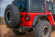 Load image into Gallery viewer, DV8 Offroad 2018+ Jeep Wrangler JL Tailgate Mounted Tire Carrier DV8 Offroad
