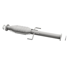 Load image into Gallery viewer, MagnaFlow Conv DF 01-02 Tacoma CC-SB 3.4L 4w Magnaflow