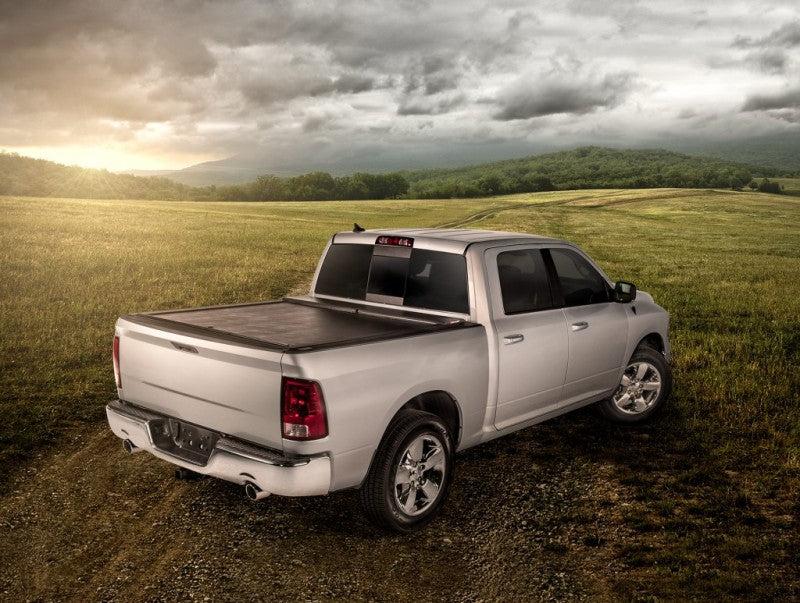 Roll-N-Lock 15-18 Chevy Silverado/Sierra 2500/3500 LB 96-3/8in M-Series Retractable Tonneau Cover Roll-N-Lock