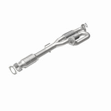 Load image into Gallery viewer, Magnaflow Conv DF 2011-2014 Maxima 3.5 L Underbody Magnaflow