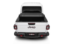 Load image into Gallery viewer, Truxedo 2020 Jeep Gladiator 5ft Sentry CT Bed Cover Truxedo