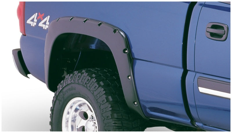 Bushwacker 21-22 Chevrolet Colorado 61.7in Bed Fleetside FF Pocket Style Flares 4pc - Smooth Black Bushwacker