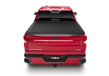 Load image into Gallery viewer, Truxedo 19-20 GMC Sierra &amp; Chevrolet Silverado 1500 (New Body) 5ft 8in Sentry CT Bed Cover Truxedo