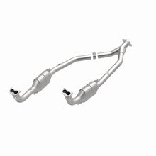 Load image into Gallery viewer, MagnaFlow Conv DF 99-04 LR Discovery V8 49S Magnaflow