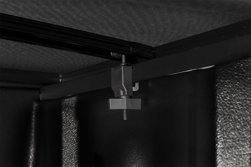 Extang 15-19 Ford F150 (5-1/2ft bed) Trifecta 2.0 Extang