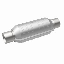 Load image into Gallery viewer, MagnaFlow Conv Univ 2.5in Inlet/Outlet Center/Center Round 11in Body L x 5.125in W x 15in Overall L Magnaflow