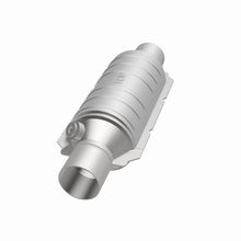 Load image into Gallery viewer, MagnaFlow Conv Univ 2.5inch GM 3.8L Magnaflow
