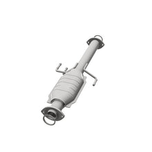 Load image into Gallery viewer, MagnaFlow Conv DF 01-02 Tacoma CC-SB 3.4L 4w Magnaflow