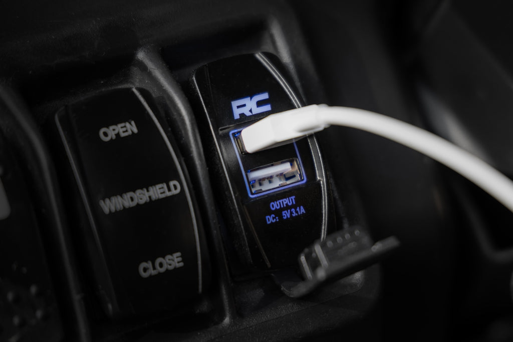 USB Switch Insert | 2x1 with Logo | Blue Back Light Rough Country
