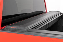 Load image into Gallery viewer, Retractable Bed Cover | 5'10" Bed | Chevy/GMC 1500 (19-23) Rough Country