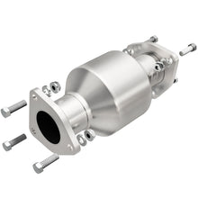 Load image into Gallery viewer, Magnaflow Conv DF 08-09 Accord 3.5L rear Magnaflow