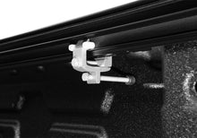 Load image into Gallery viewer, Retrax 2019 Chevy &amp; GMC 5.8ft Bed 1500 RetraxPRO XR Retrax