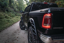 Load image into Gallery viewer, Bushwacker 17-19 Ford F-250 Super Duty w/ 81.8in Bed DRT Style Flares 4pc - Black Bushwacker