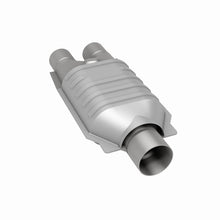 Load image into Gallery viewer, MagnaFlow Conv Univ 2.5/2 S/D FED Magnaflow