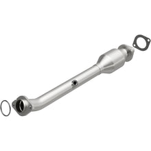 Load image into Gallery viewer, MagnaFlow Converter Direct Fit 05-12 Nissan Pathfinder 4.0L / 05-15 NIssan Xterra 4.0L Magnaflow