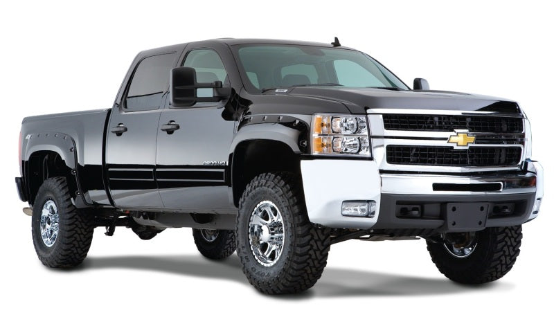 Bushwacker 07-13 Chevy Silverado 1500 Fleetside Cutout Style Flares 4pc 78.7/97.6in Bed - Black Bushwacker