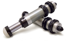 Load image into Gallery viewer, DV8 Offroad 07-18 Jeep Wrangler JK 2.0 Hydraulic 2.5in Stroke Bump Stop (Pair) DV8 Offroad