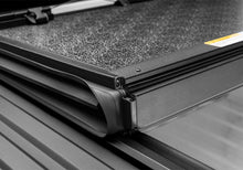 Load image into Gallery viewer, UnderCover 19-20 Ram 1500 (w/ Rambox) 5.7ft Armor Flex Bed Cover Undercover