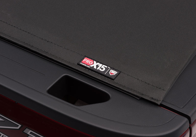 Truxedo 14-18 GMC Sierra & Chevrolet Silverado 1500 5ft 8in Pro X15 Bed Cover Truxedo