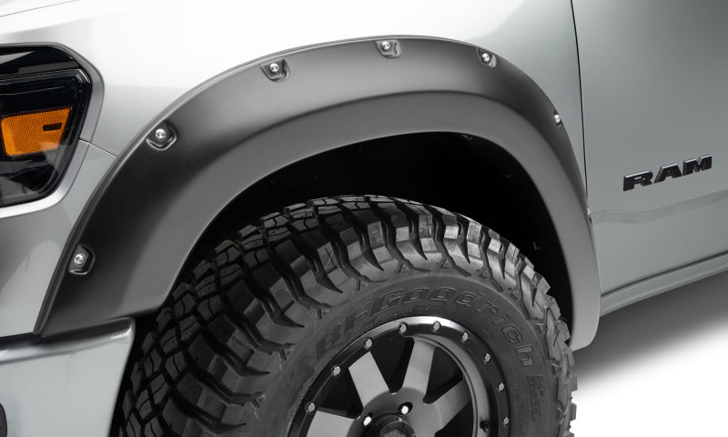 Bushwacker 19-22 Dodge Ram 1500 Pocket Style Front Flares 2pc - Black Bushwacker
